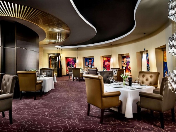 Fairmont Dubai image 20